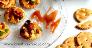 macaroni-recipe-with-crackers-bite-sized-iftar-platter-for-ramadan-by-creative-khadija-blog