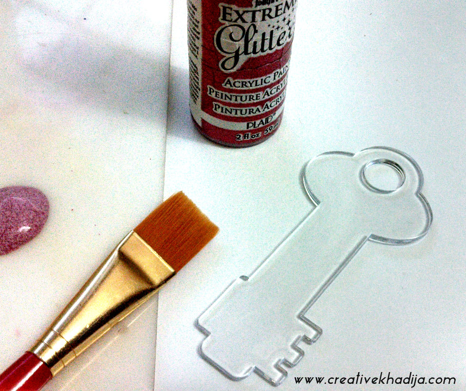 Glitter keychain DIY idea modpodge DM