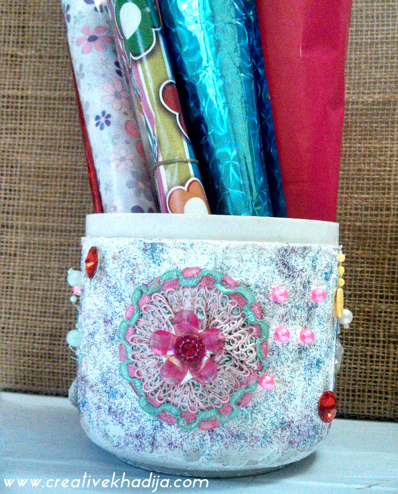 storage container DIY with collage clay