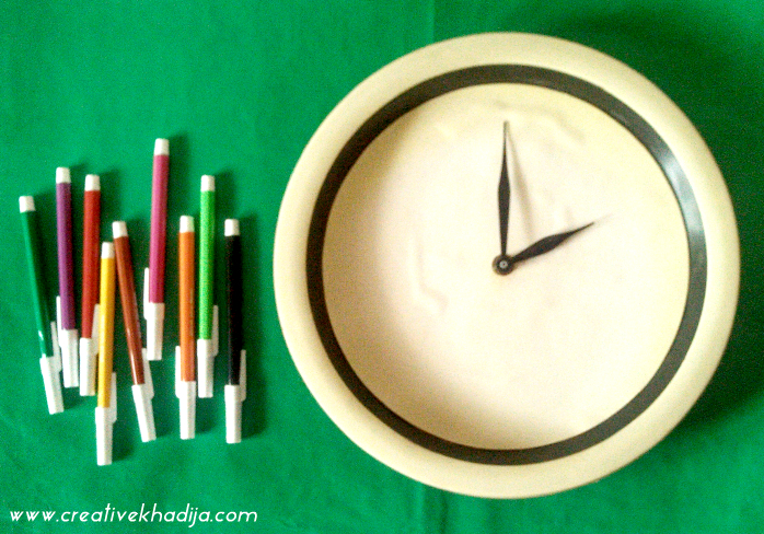 How To Design A Plain Clock With Colorful Washi Tape