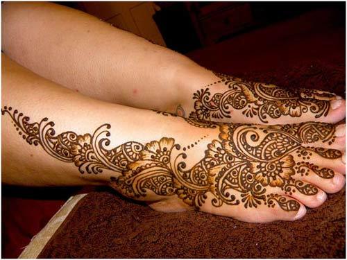 traditional-henna-design-for-feet