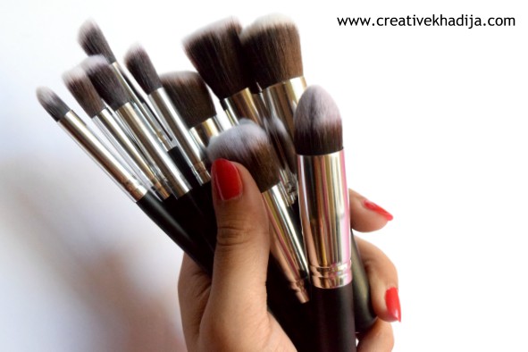 Make Up Brushes Tool Kit