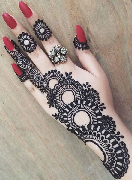 80+ Must-Try Arabic Mehndi Designs