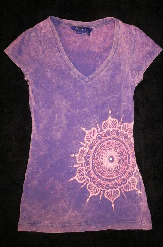 creative ideas using henna patterns in crafts t-shirt