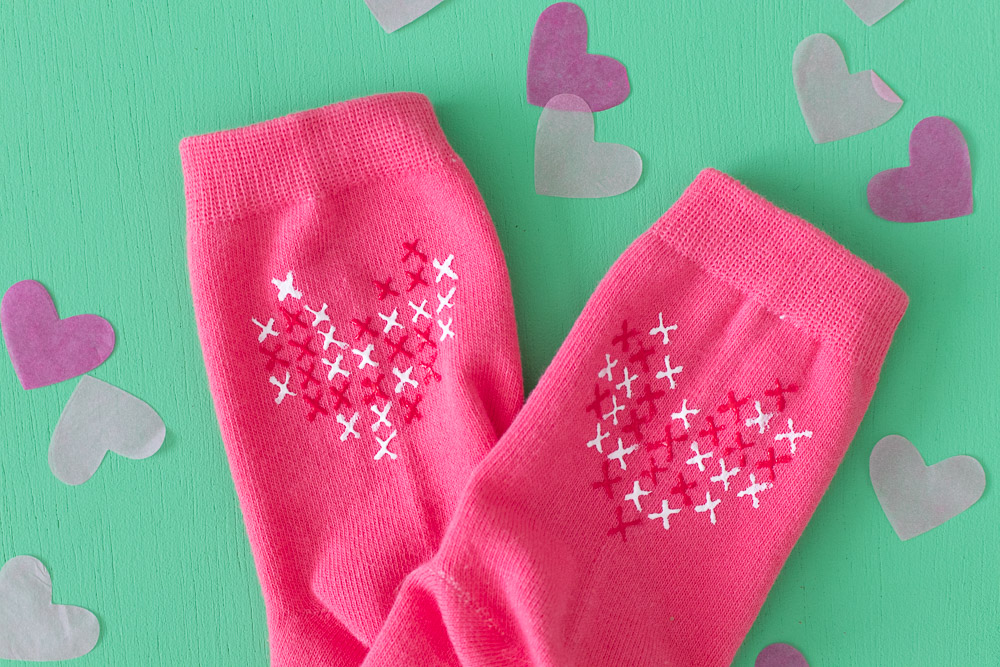 31 gifts and crafts to try for valentine's day 2020 socks 