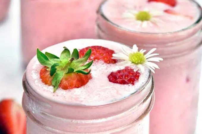 21 Healthy Fruit Smoothies For Ramadan 2020