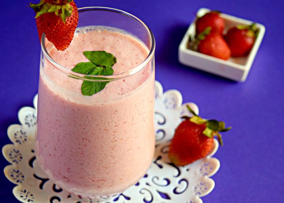 how to make strawberry smoothie immunity booster drink