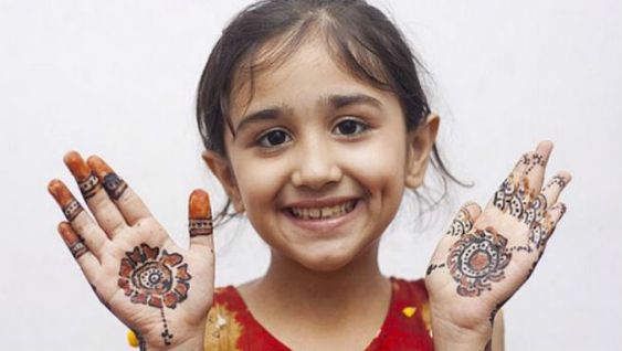 41 mehndi designs for Eid to try this year for kids 5