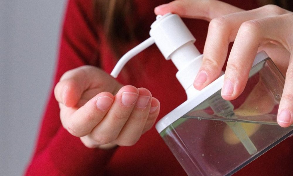 5 Homemade Hand Sanitizer Recipes You Should Try