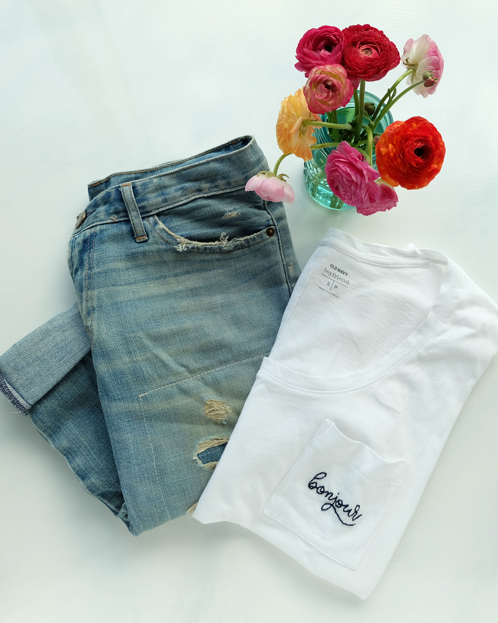 How to embroider a shirt in 28 unique embroidery designs