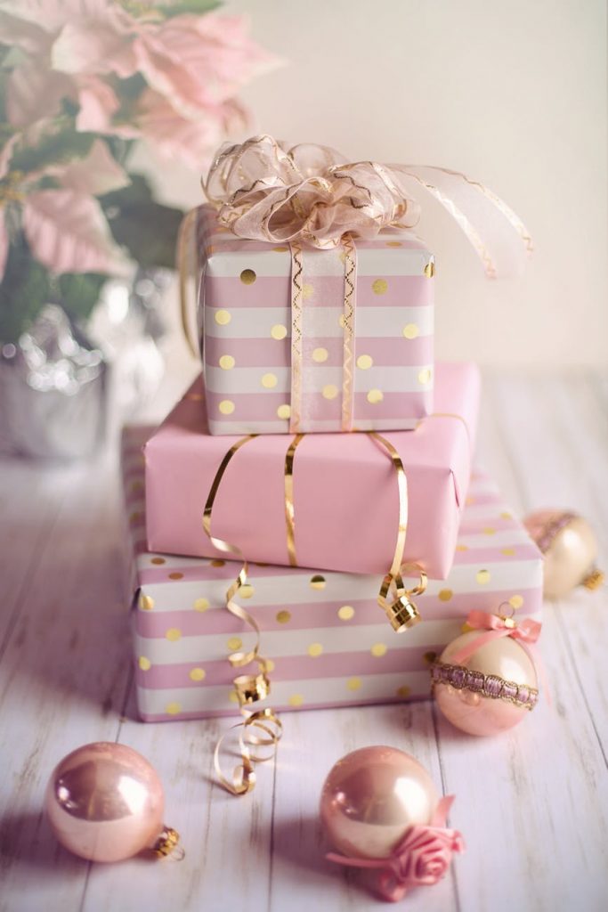 Top 5 Personalized Gifts Ideas for Wife This 2021