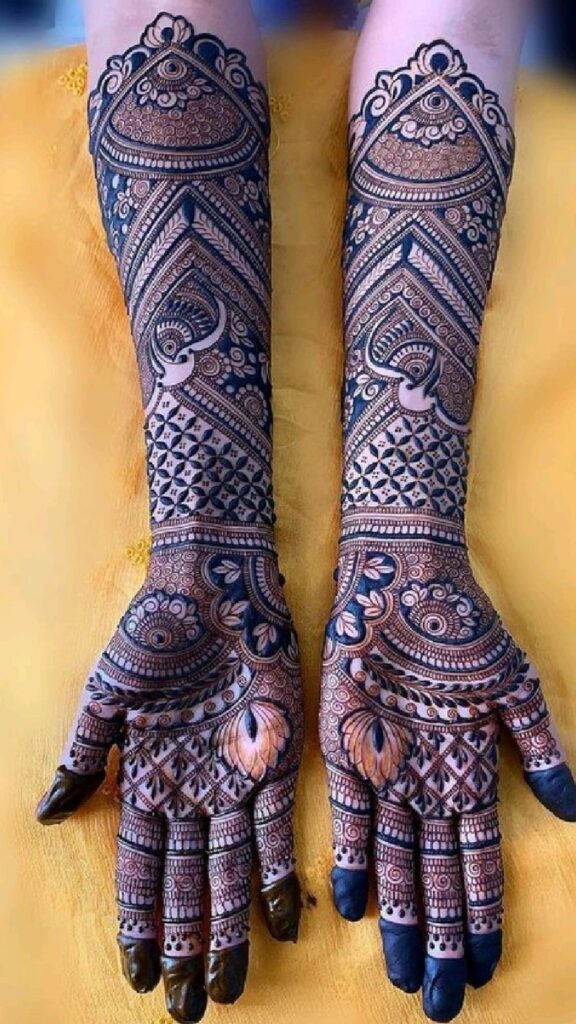 heavy bridal henna designs for hands intricate pattern