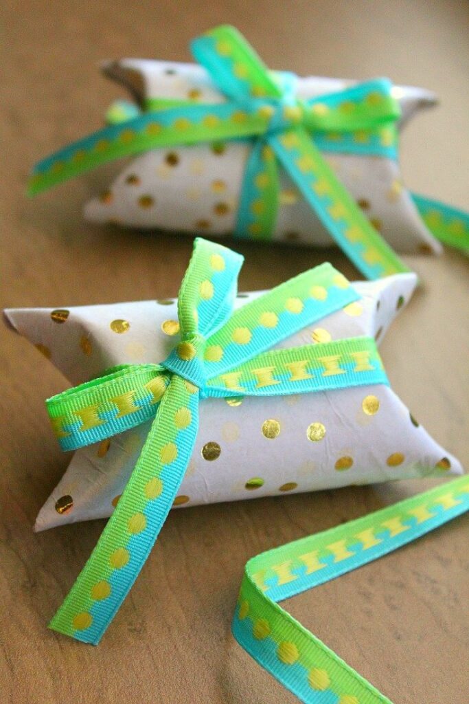art project ideas for adults gift wrapper