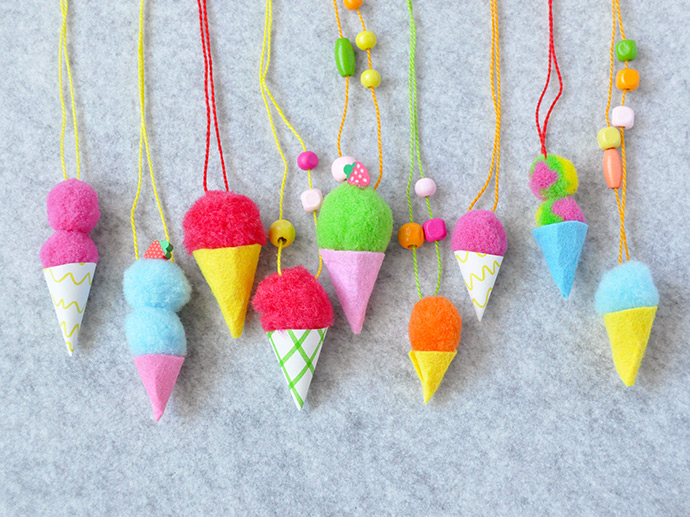 summer art project for little girls ice cream necklace