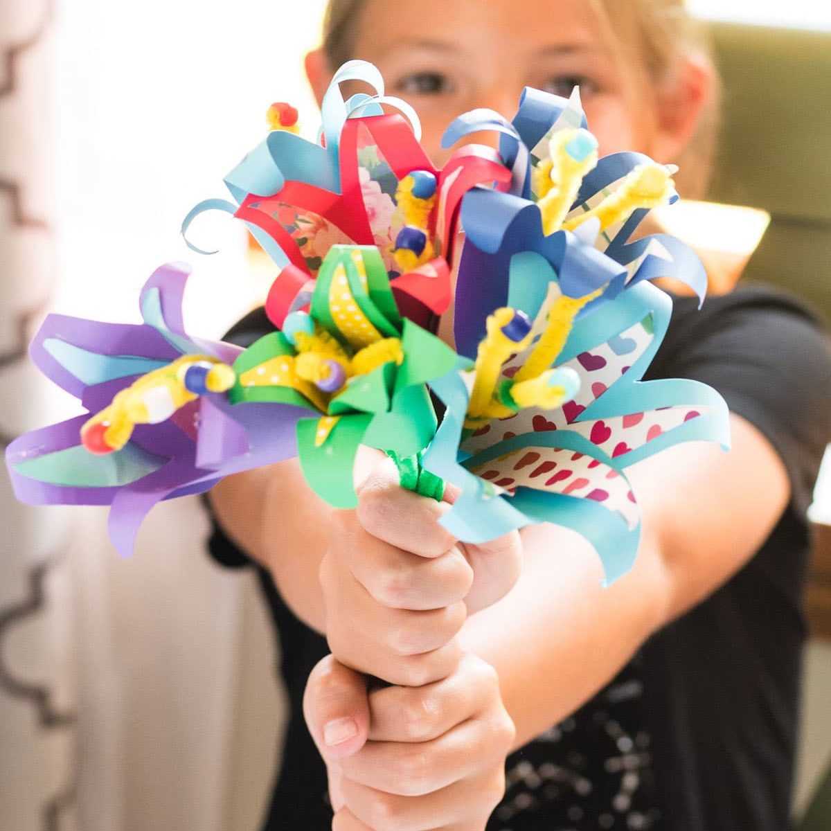 creative summer paper crafts for kids and preteens paper flowers